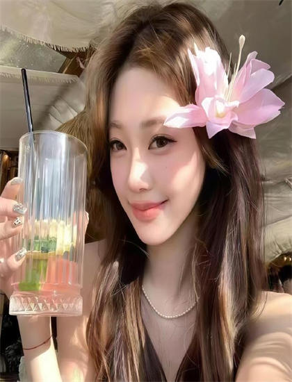 《长发公主的诅咒2》象征隐喻解析现象级的：符号意义与深层寓意探讨